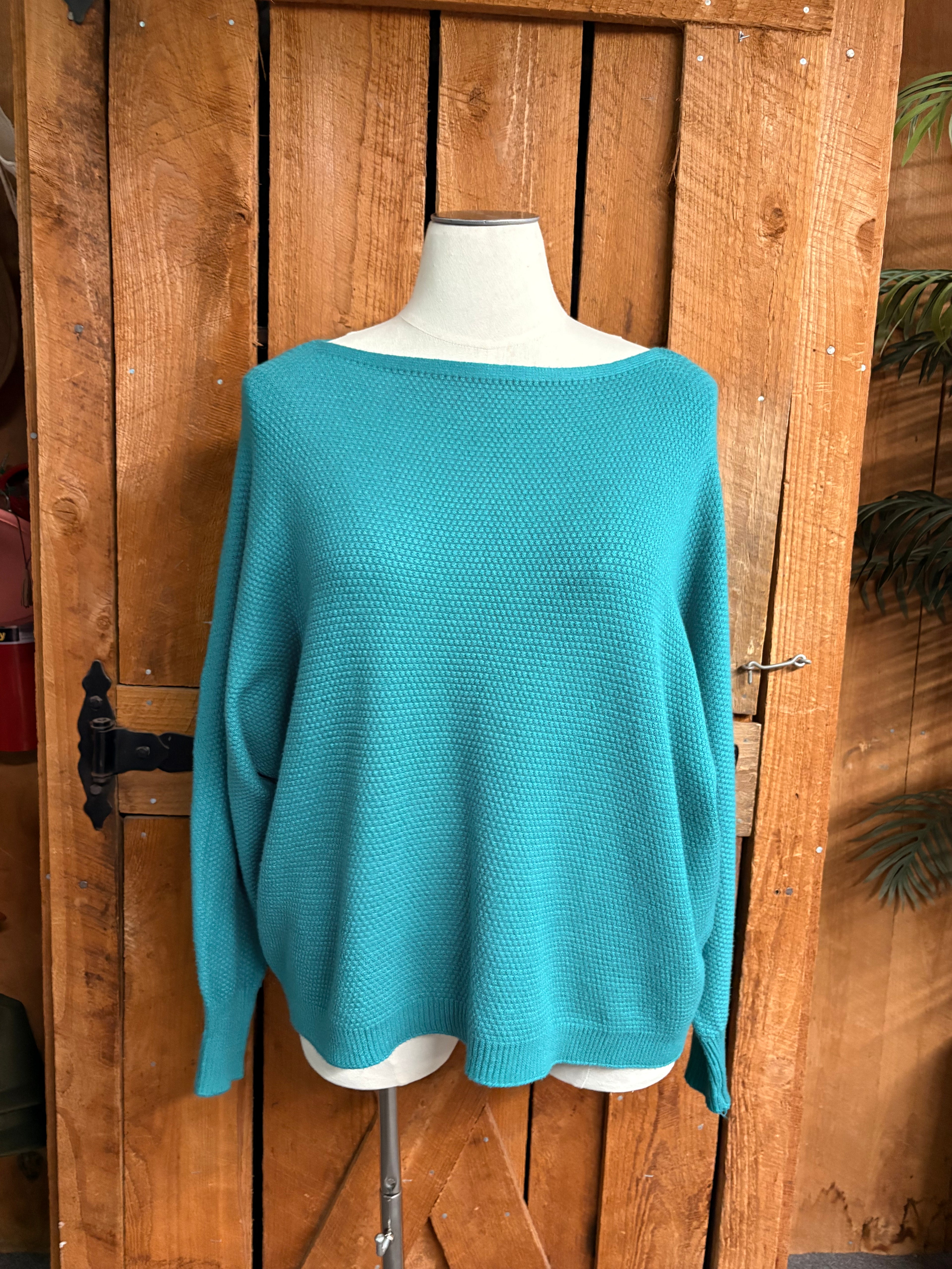 251900320 Green Sweater
