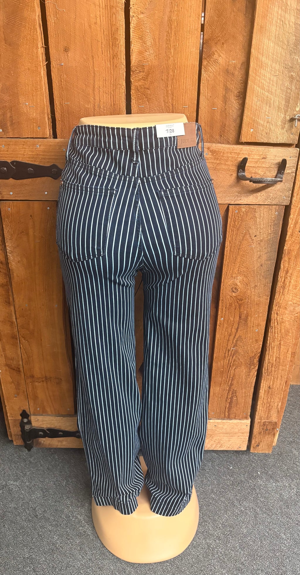 HW Stripped Straight